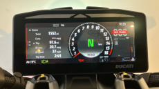 Ducati Streetfighter V4 S Red (25MY)